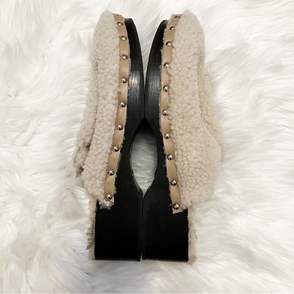 Ancient Greek Sandals x Zeus + Dione Shearling Clogs - Picture 8 of 13